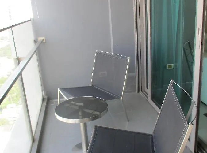 One Bedroom Aequa 49 Condominium * Bangkok